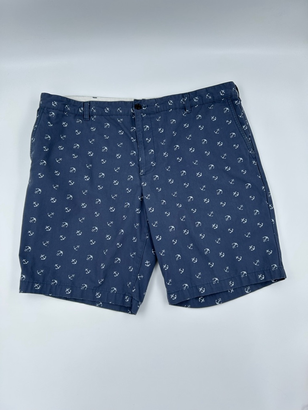Dockers Navy and White Men’s Preppy Anchored Logo Shorts 42W